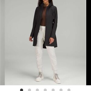 Lululemon Rain Rebel Jacket